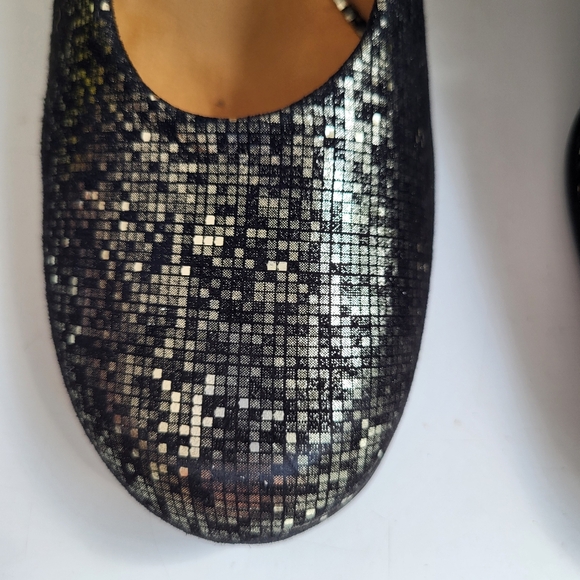 Audley Metallic Leather Heels, 39.5 - Picture 7 of 16